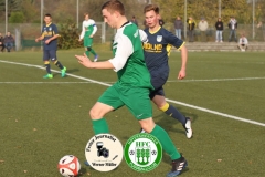 2017-11-04 Hoyerswerdaer FC I in grün - SV Bautzen in blau 4:0 Foto: Werner Müller