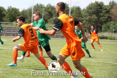2021-07-31 Hoyerswerdaer FC I in grün - SV Trebendorf in orange2:1Foto: Werner Müller